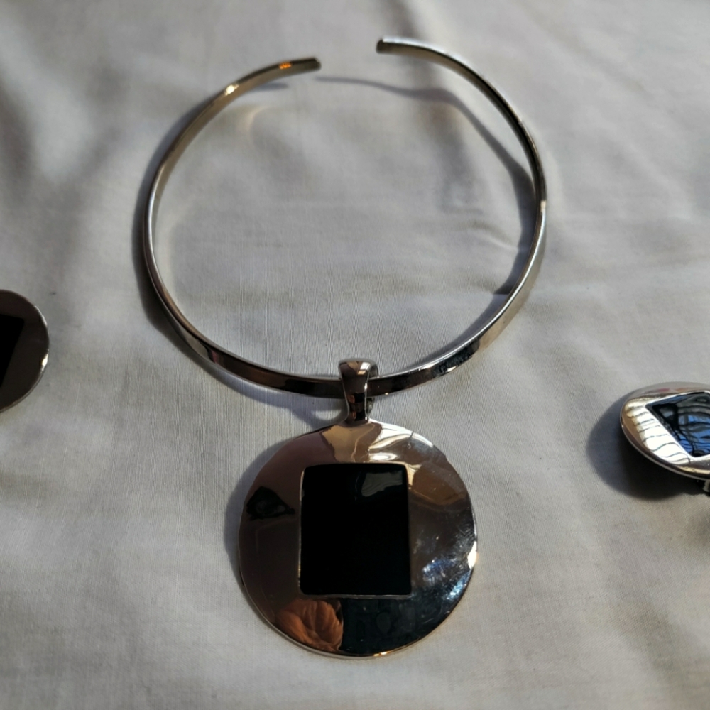 Earrings And Choker